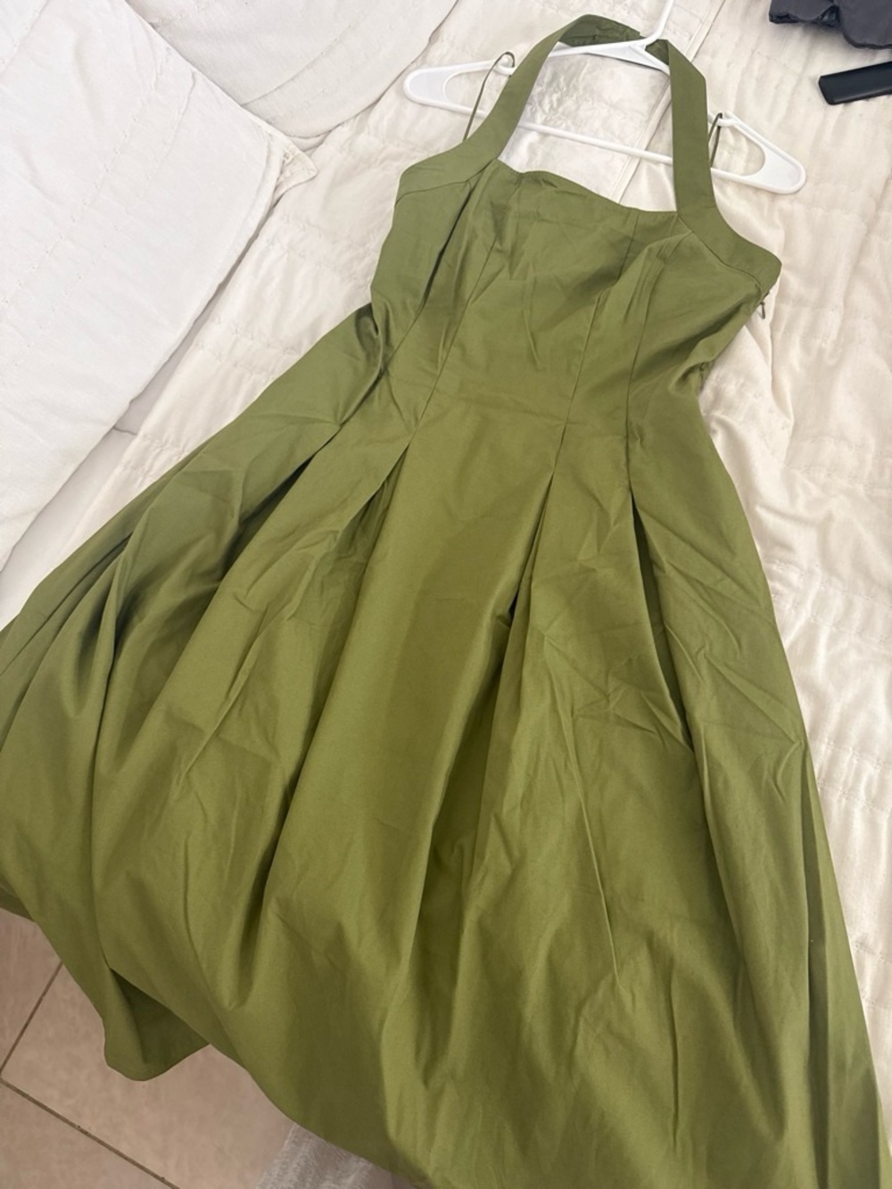 Abercrombie & Fitch Olive Green Halter Midi Dress - Picture 3 of 9